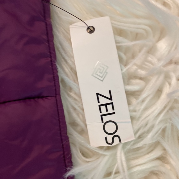 Zelos XS puffy vest brand new with tags long 29” bust 30” with two front pockets - Picture 3 of 9